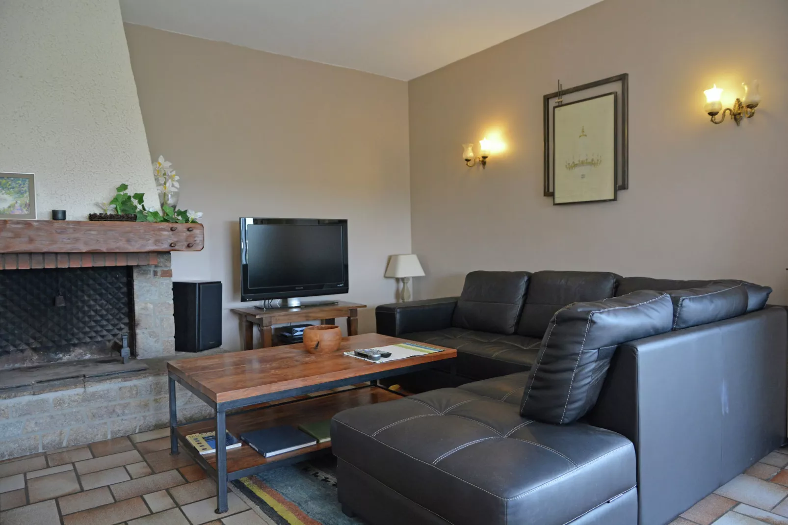 Beauregard-Living room