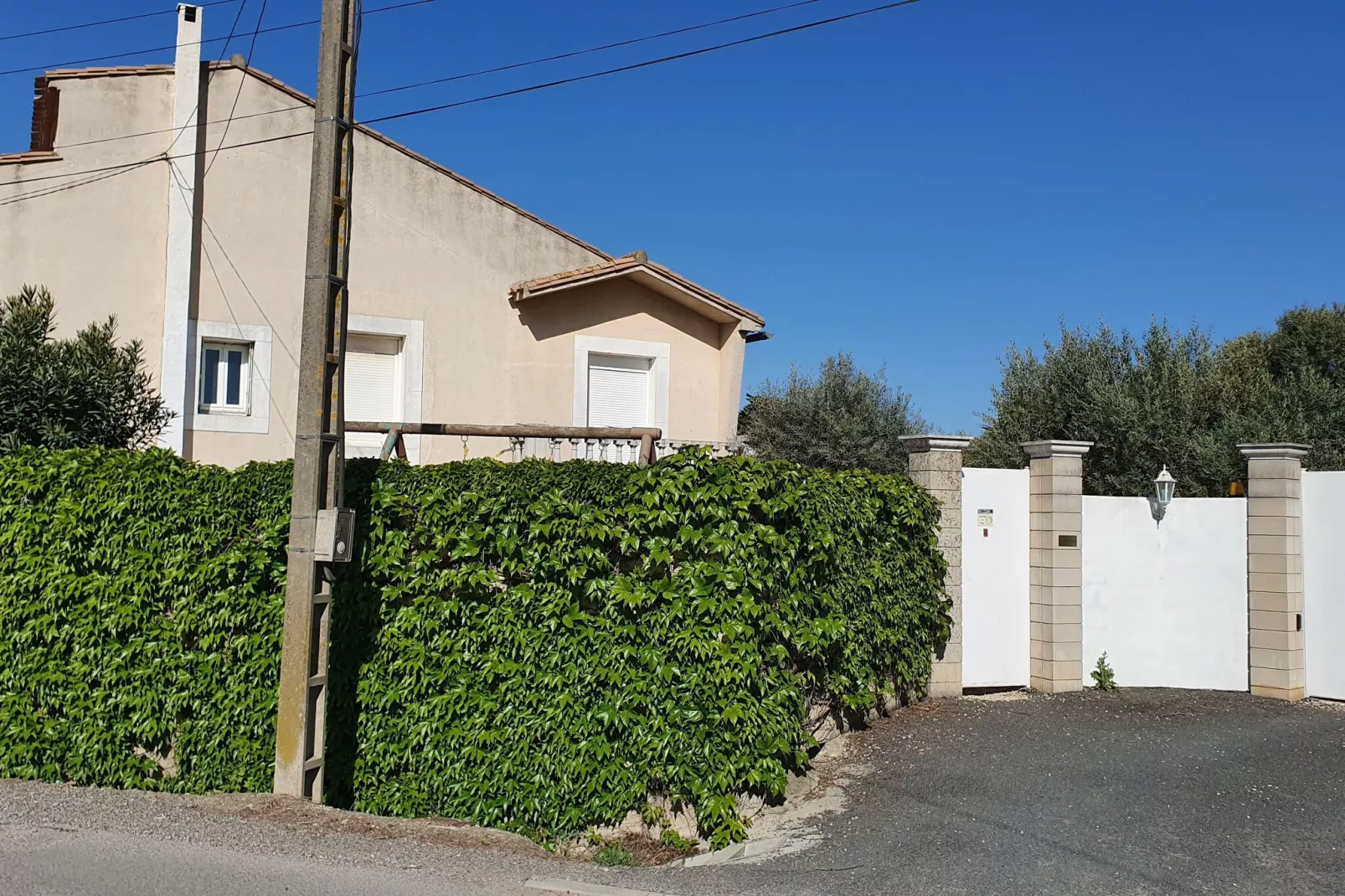 Villa Louis-Exterior summer