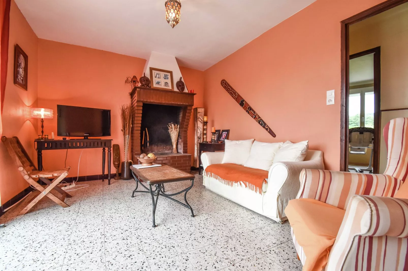 Azahia - TALAIRAN-Living room