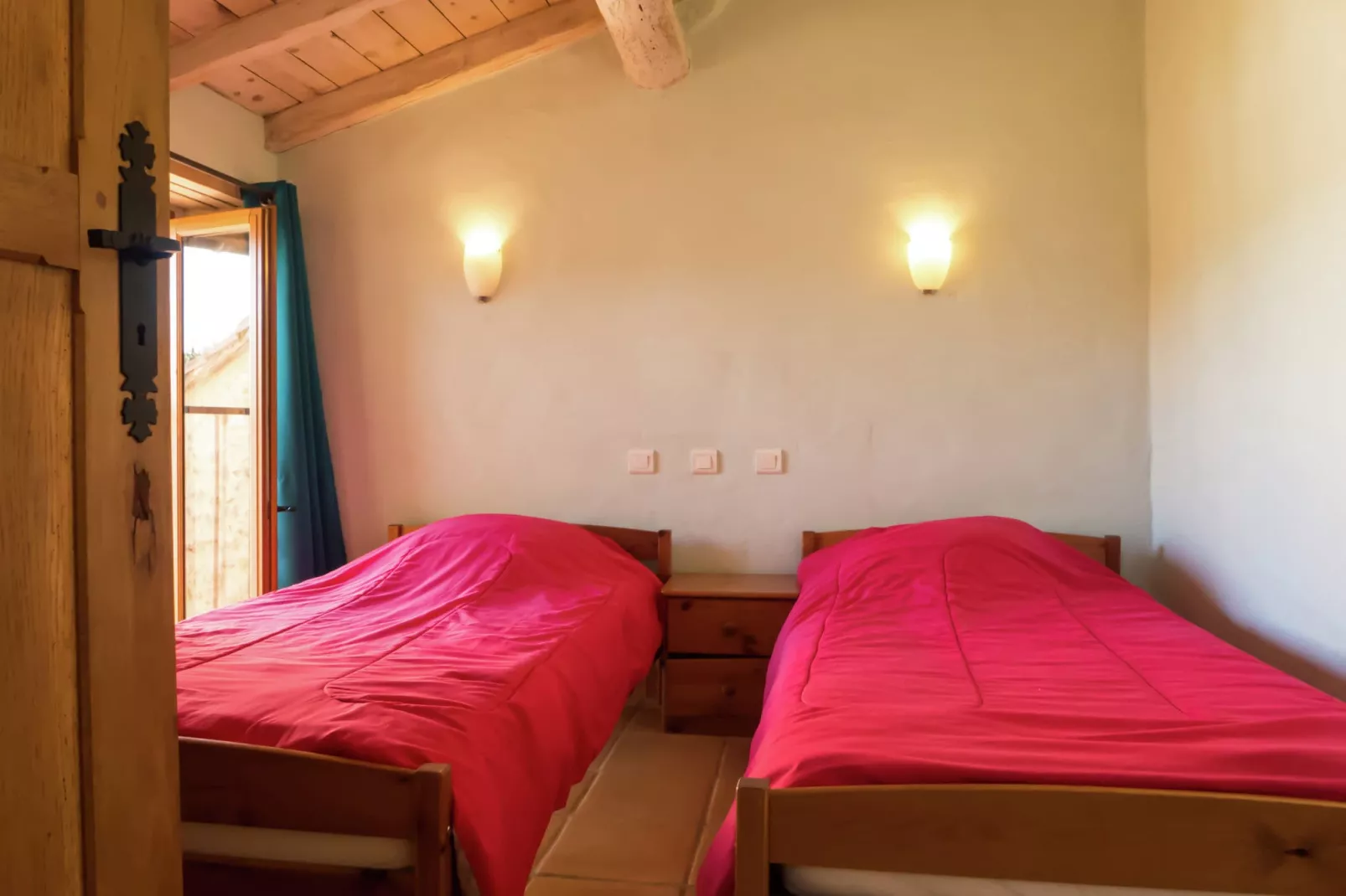 Fraissé-des-Corbières-Bedroom
