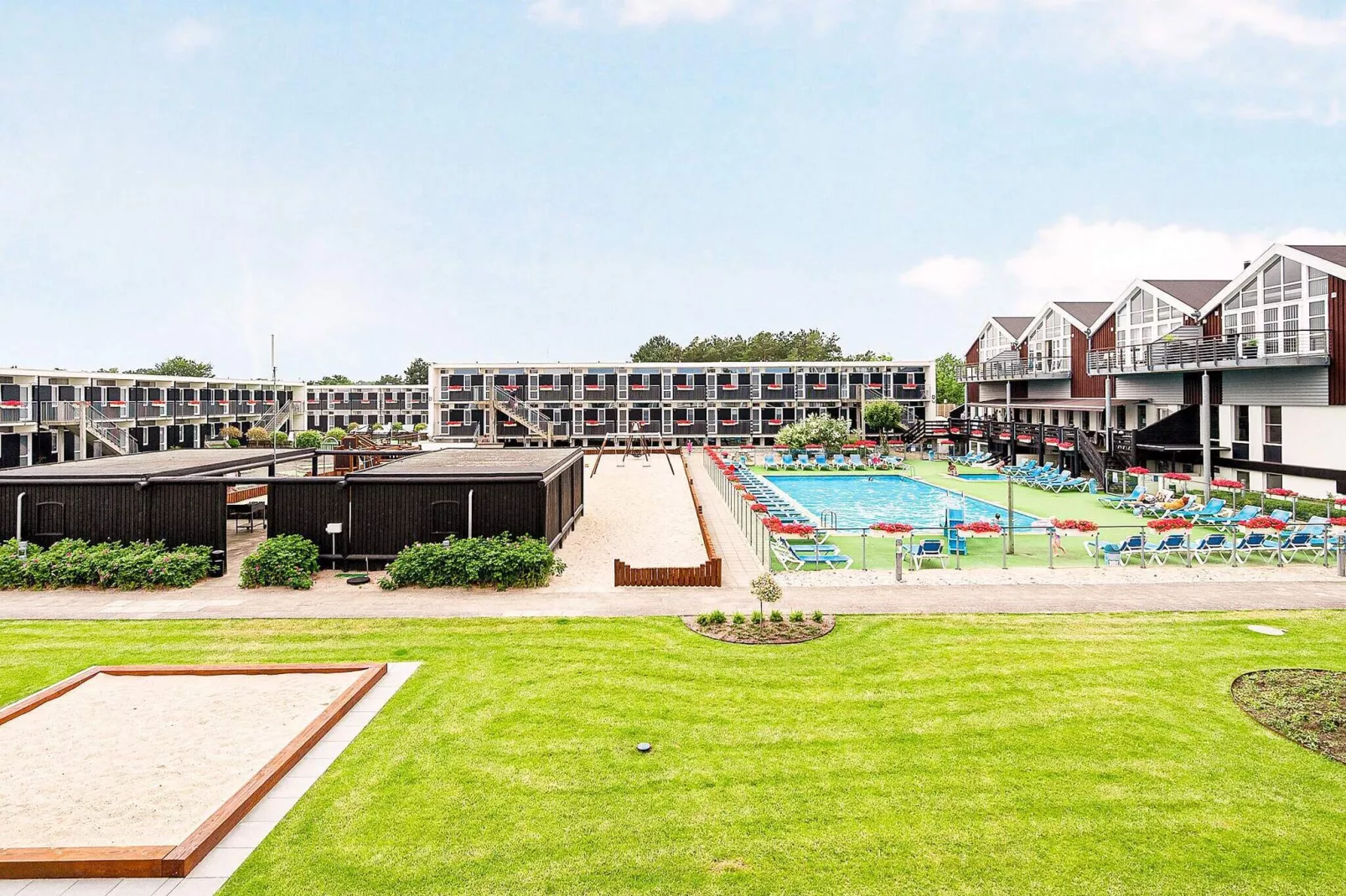 3 room,ground floor or 1.-Outdoor