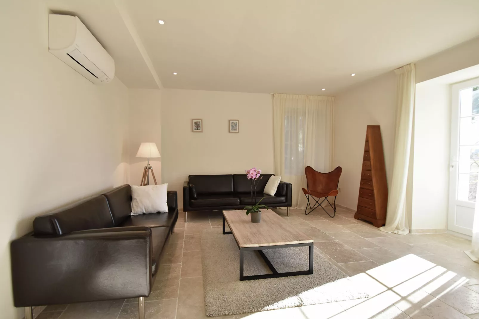 Gîte de luxe dans les vignes 2-Living room