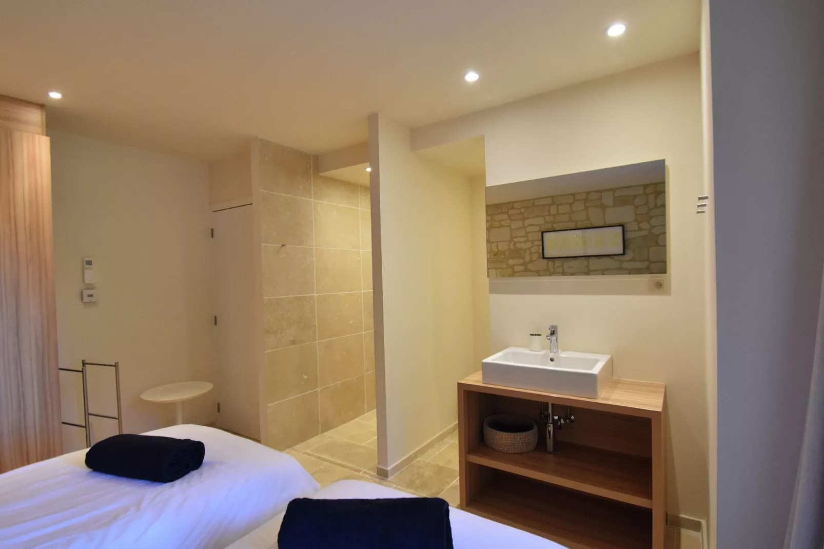 Gîte de luxe dans les vignes 2-Bathroom