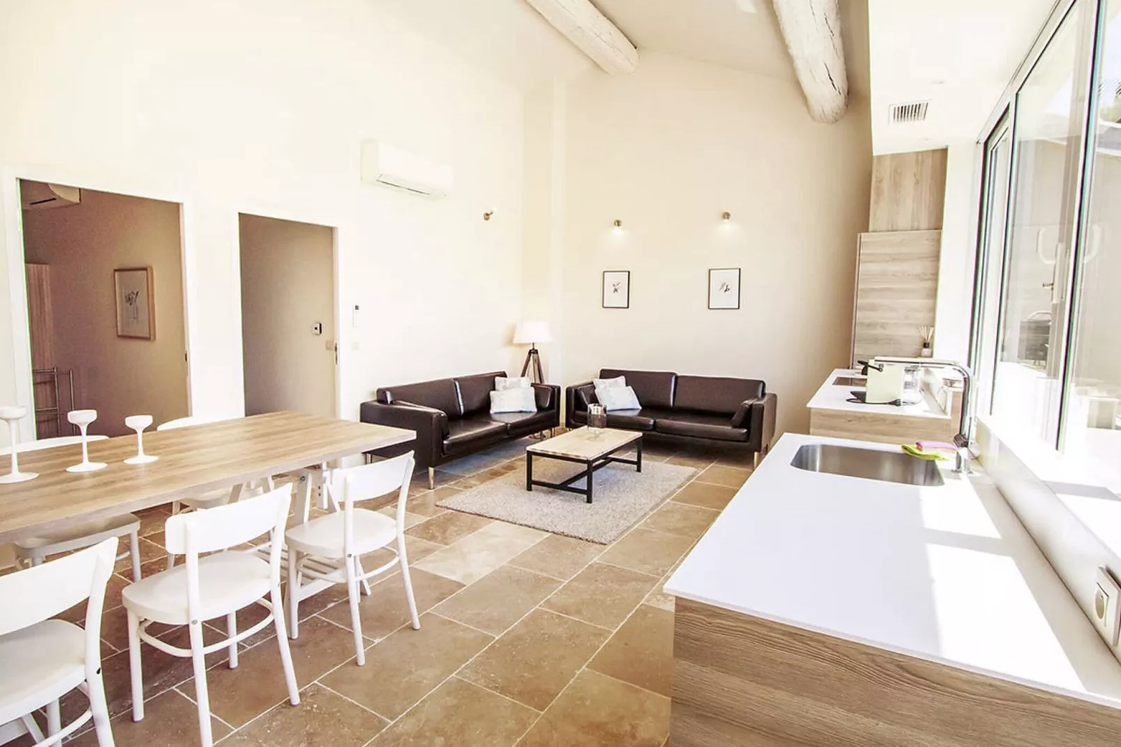 Gîte de luxe dans les vignes 4-Living room