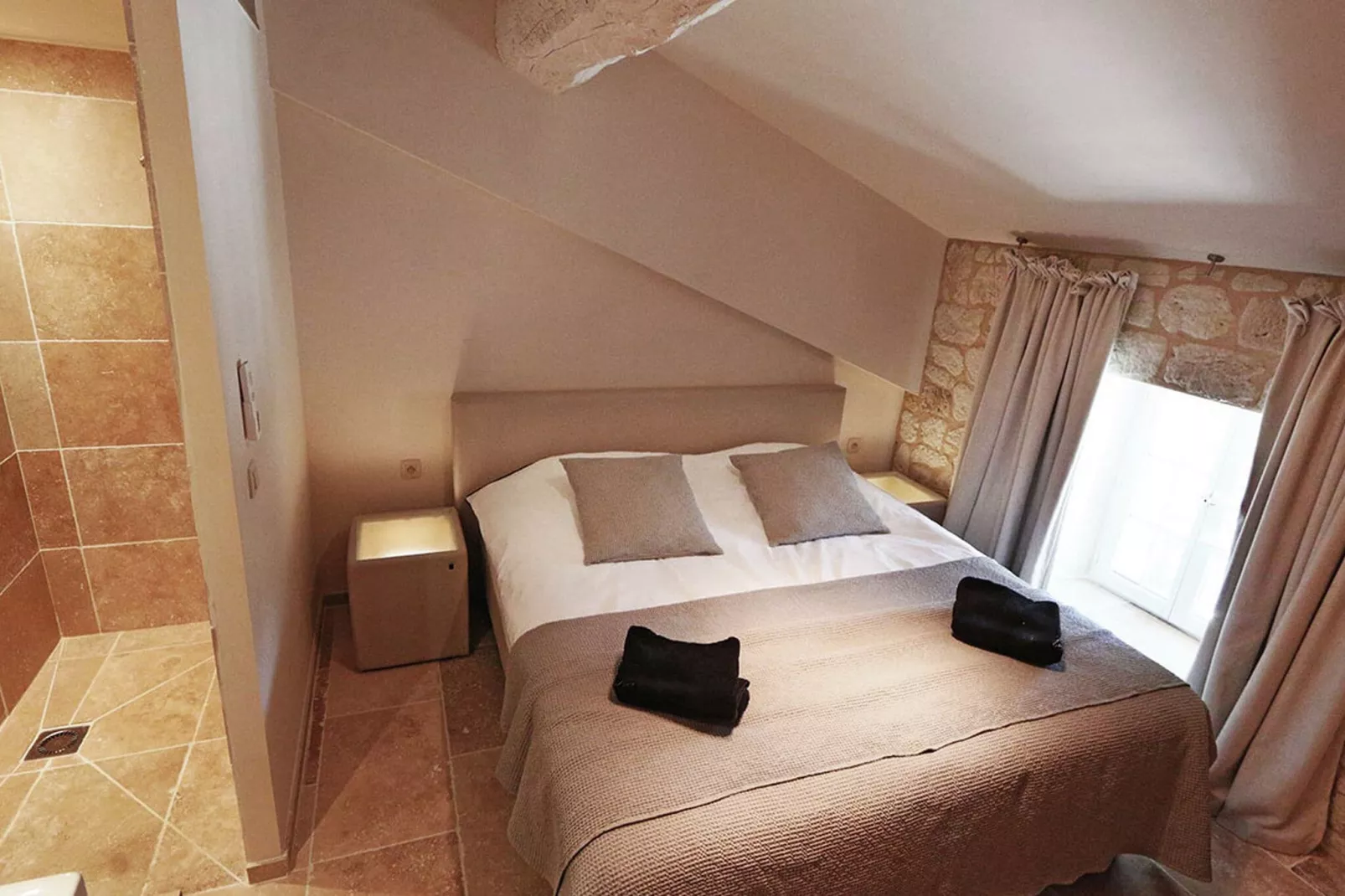 Gîte de luxe dans les vignes 4-Bedroom