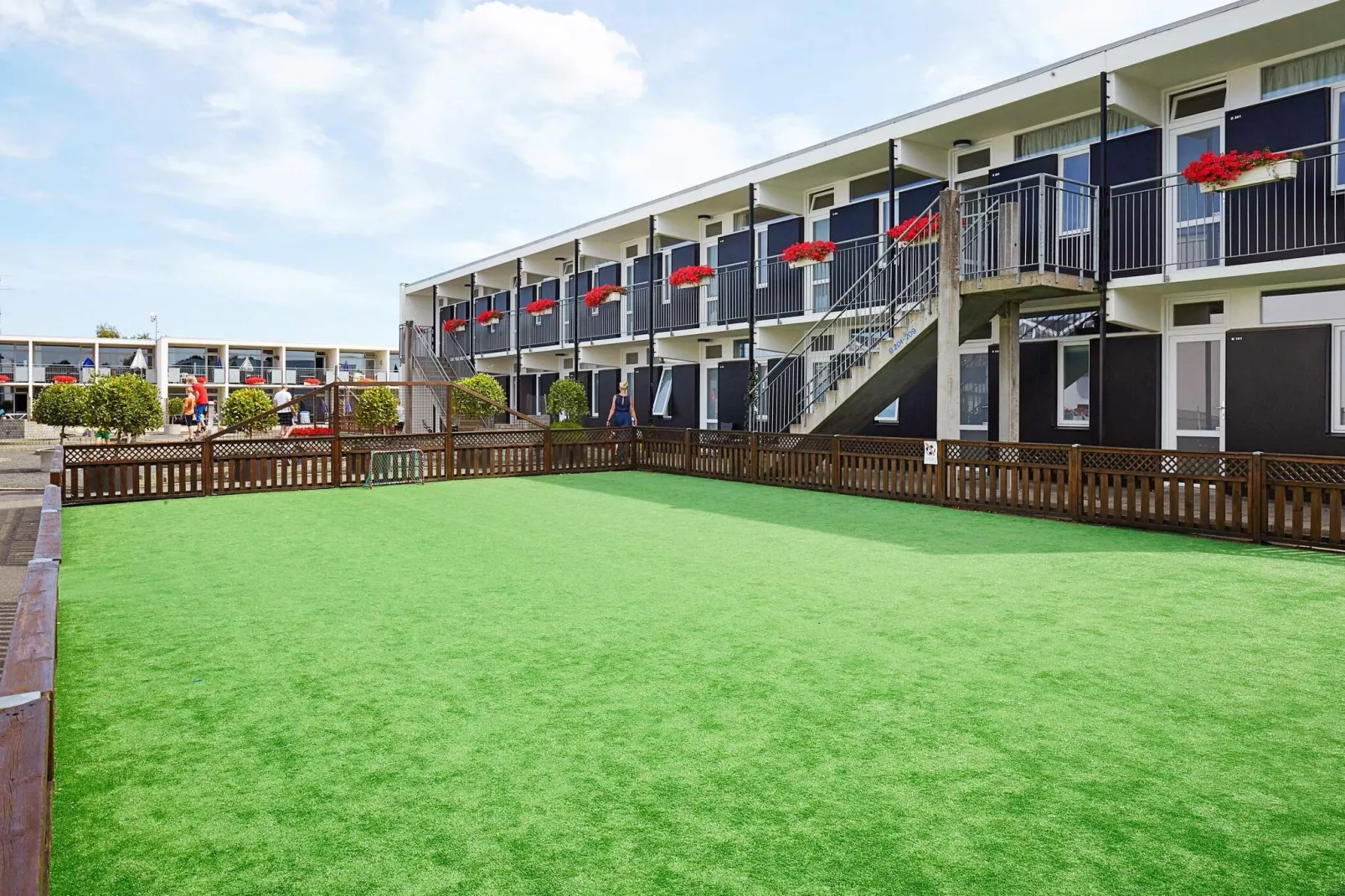3 room,ground floor or 1.-Outdoor
