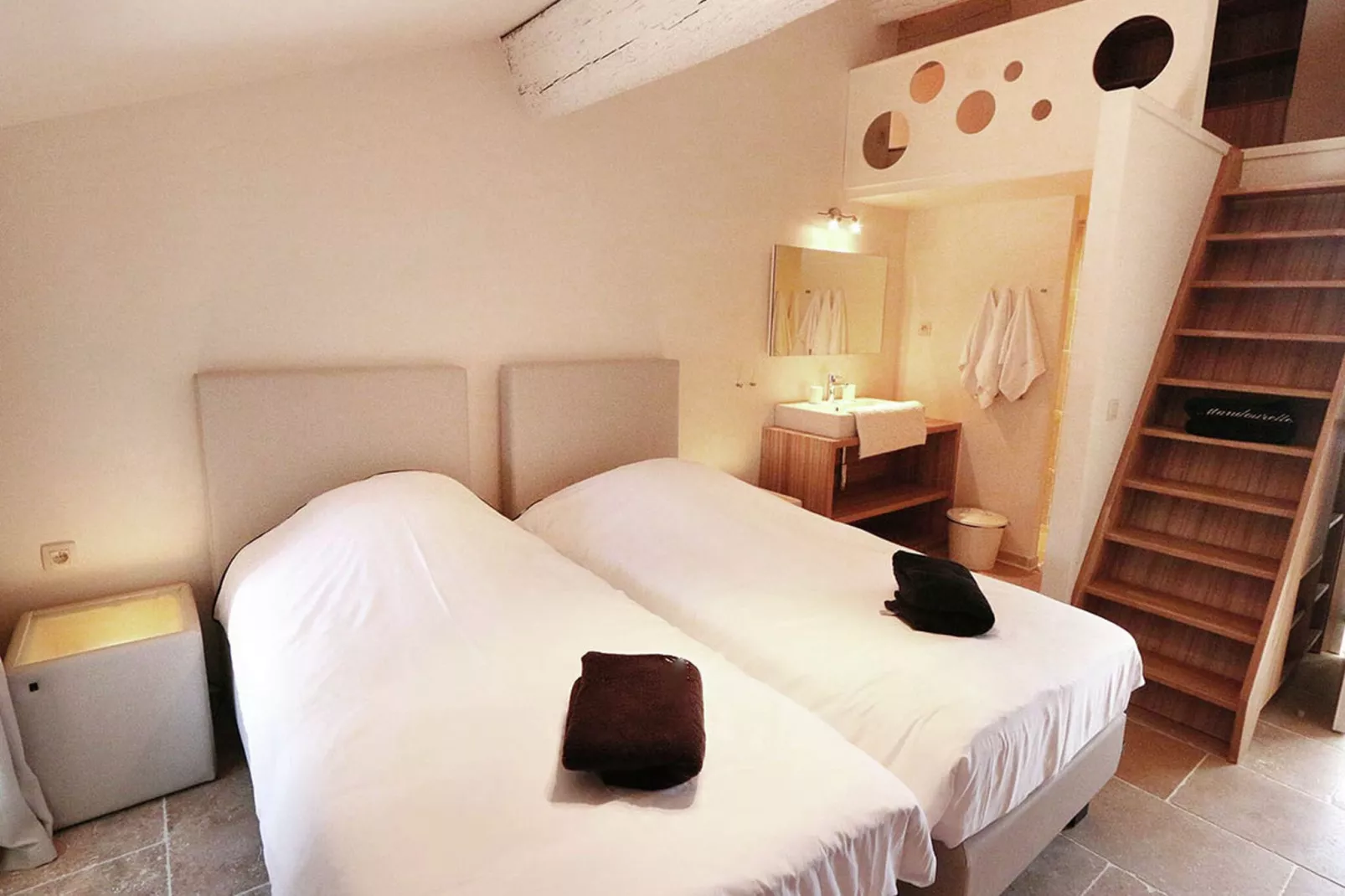 Gîte de luxe dans les vignes 5-Bedroom