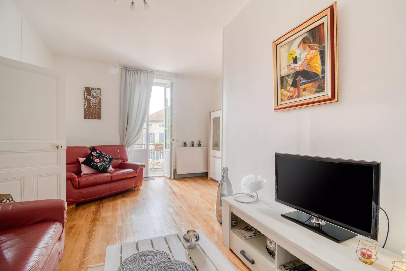 Bligny-sur-Ouche-Living room