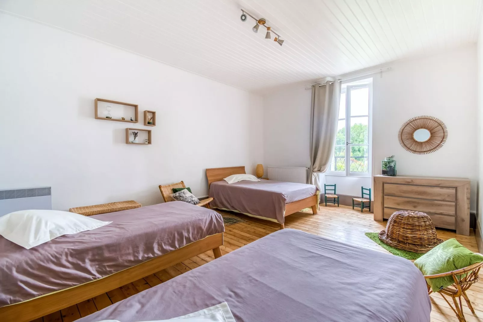 Bligny-sur-Ouche-Bedroom