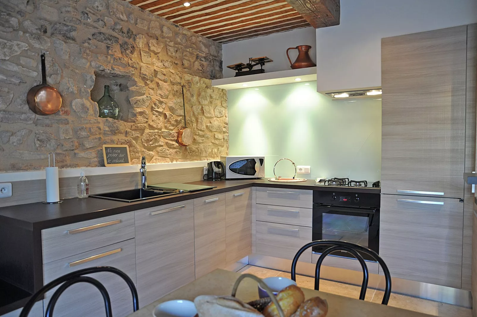 Villa Aix-Kitchen