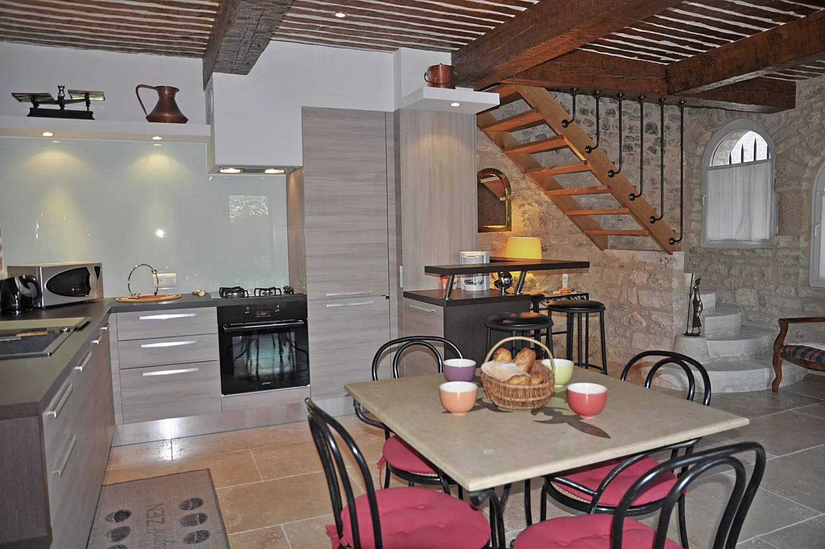Villa Aix-Kitchen