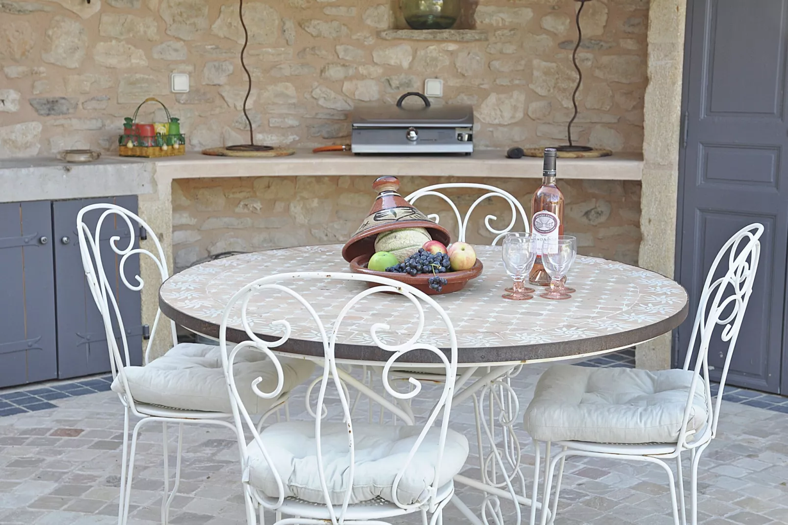 Villa Aix-Terrace balcony