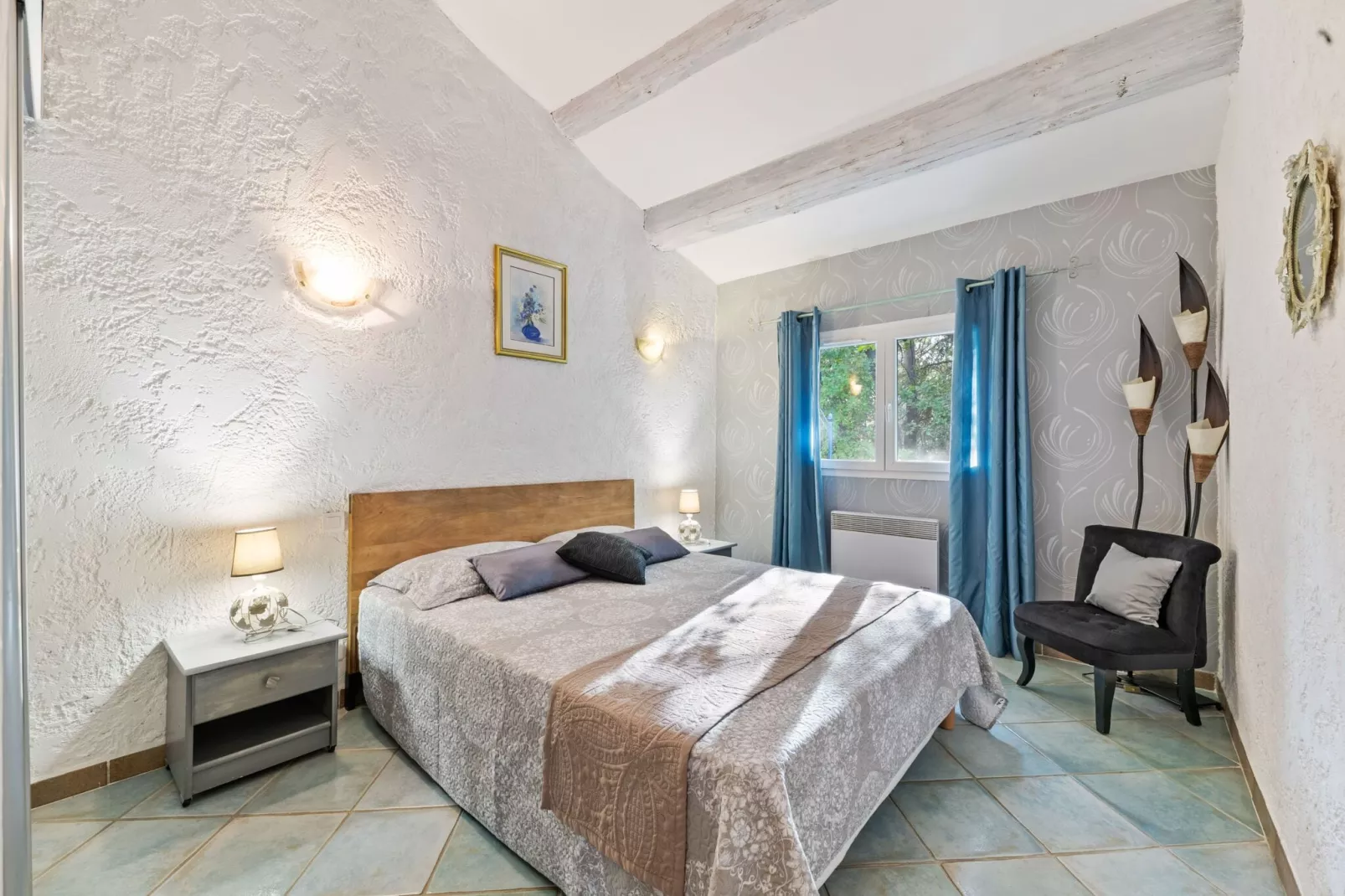 Lambesco-Bedroom