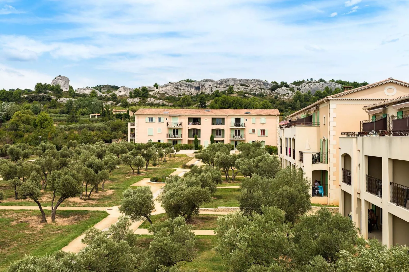 Le Domaine de Bourgeac 2-Exterior summer