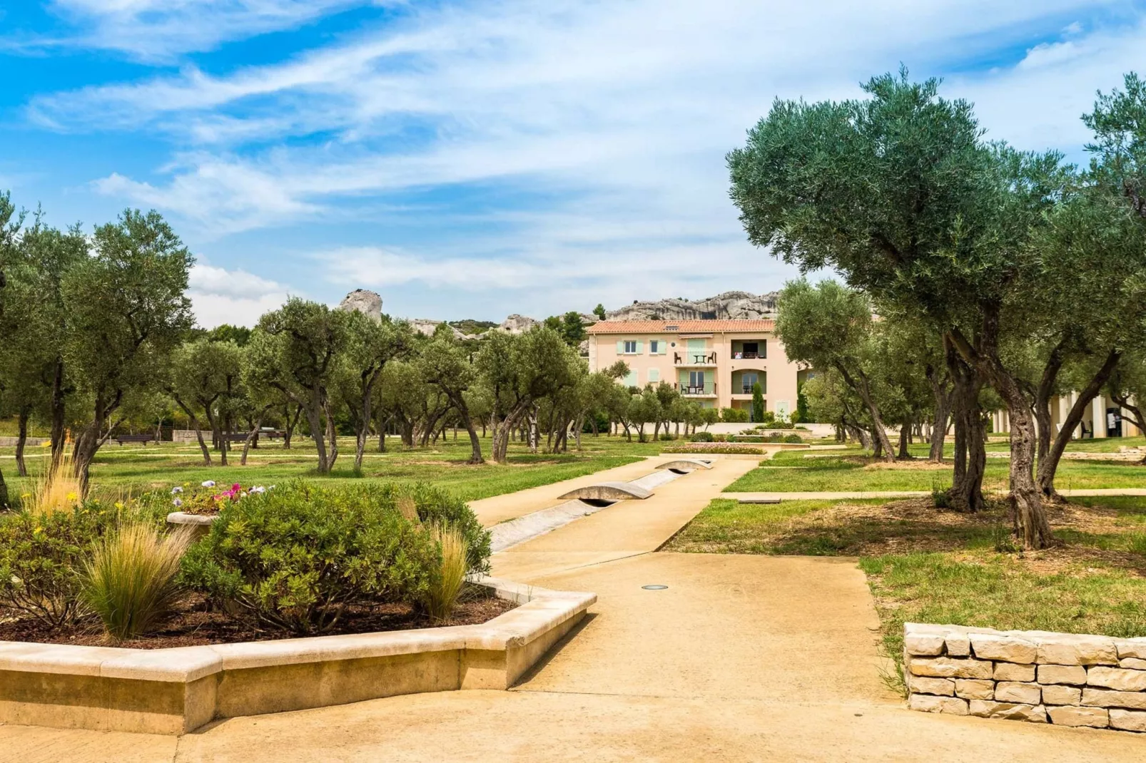 Le Domaine de Bourgeac 1-Exterior summer