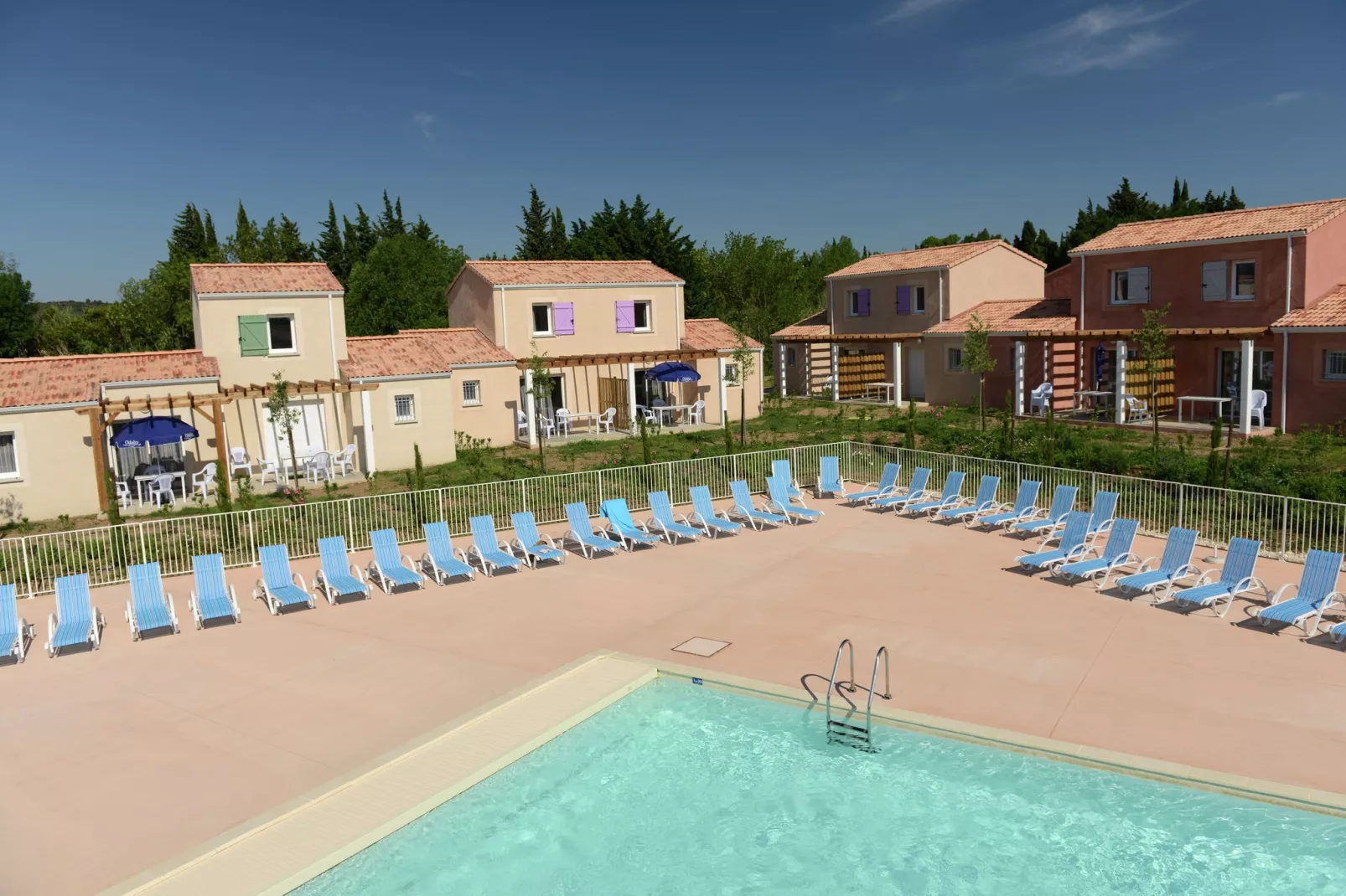Résidence Le Mas des Alpilles 2-Pool
