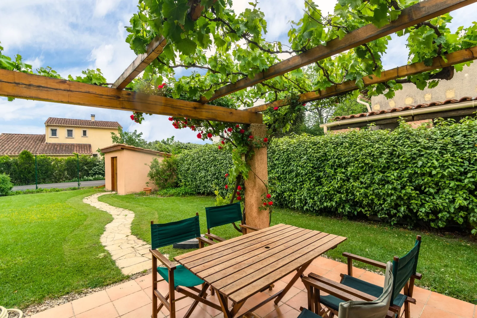 Noves-Terrace balcony