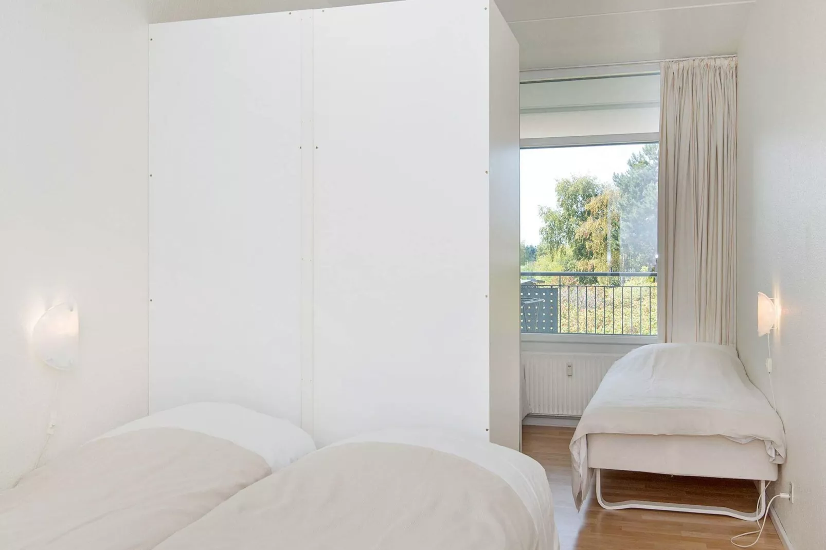 3 room,ground floor or 1.-Indoor