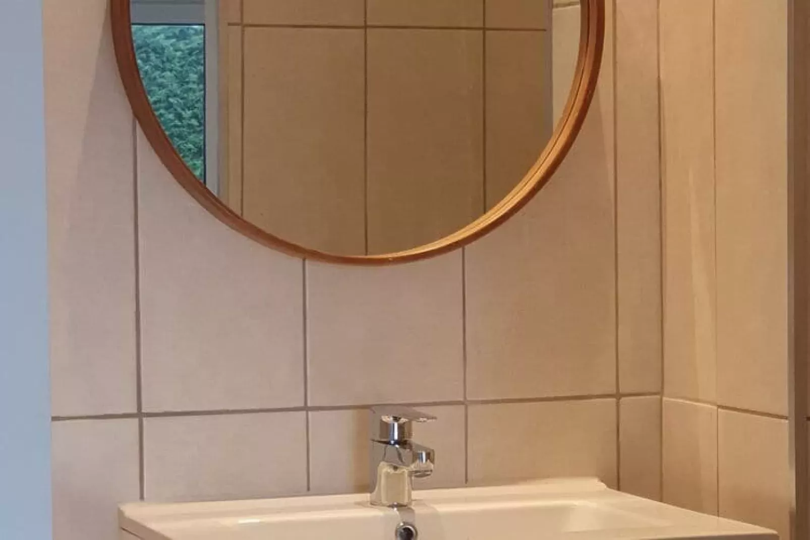Mazet avec piscine à Orgon - Bathroom