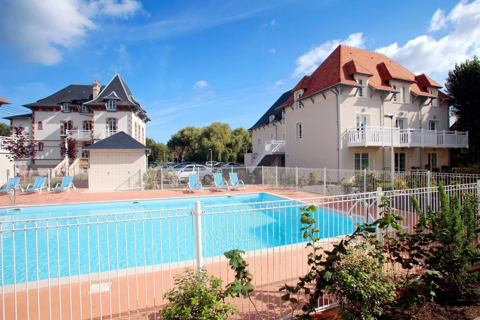 Domaine des Dunettes 2-Pool