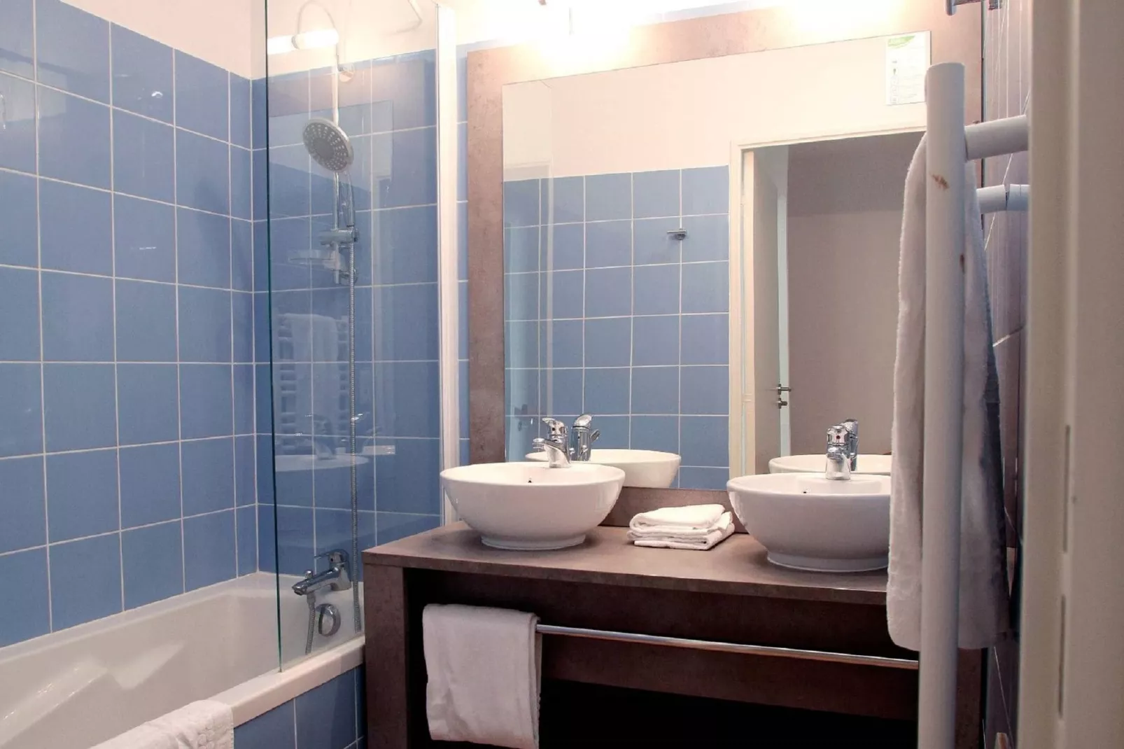 Domaine des Dunettes 2-Bathroom