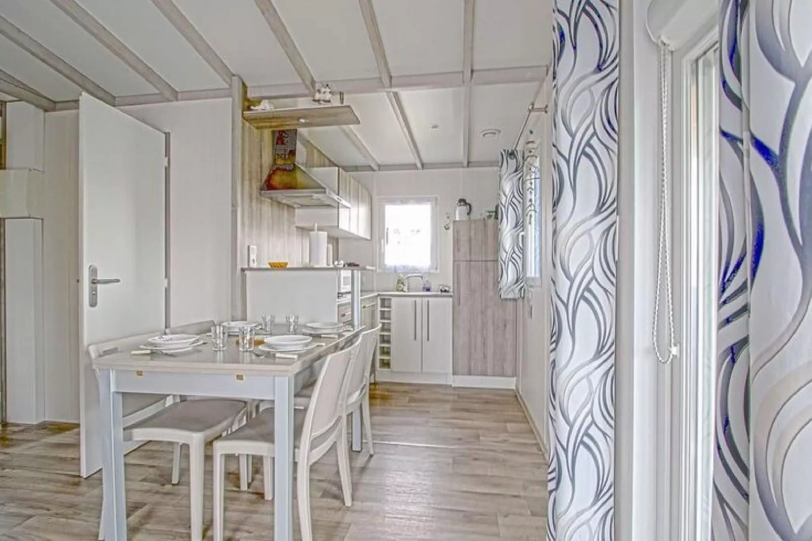CHALET LAINé-Dining room