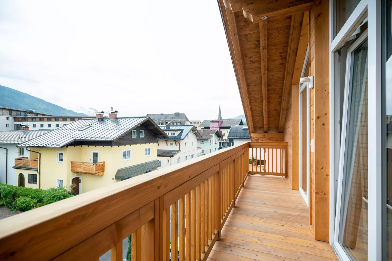 Chalet Angelina-Terrace balcony