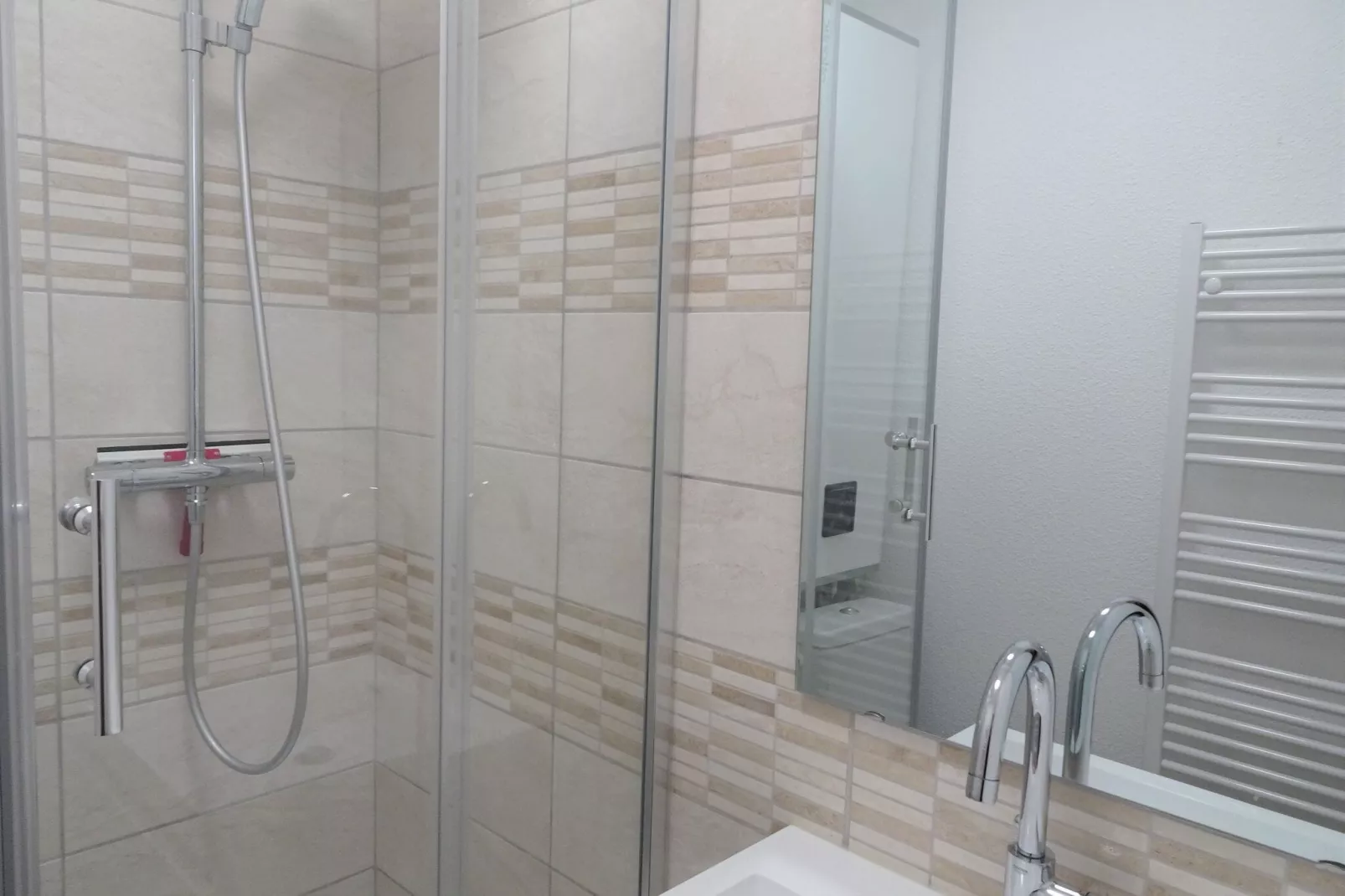 Appartement Courseulles-sur-Mer-Bathroom