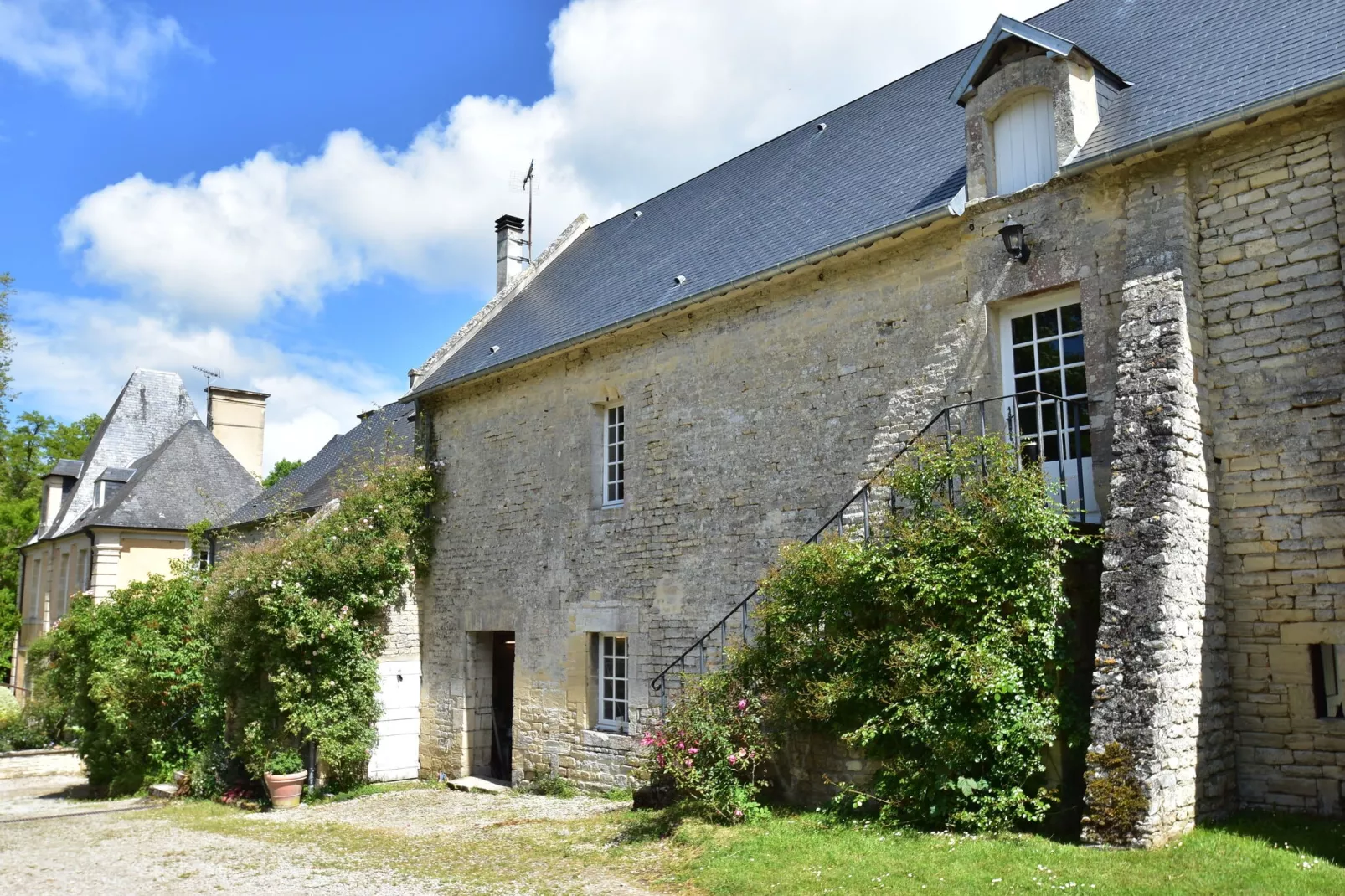 La Grange du Château 2 pers-Exterior summer