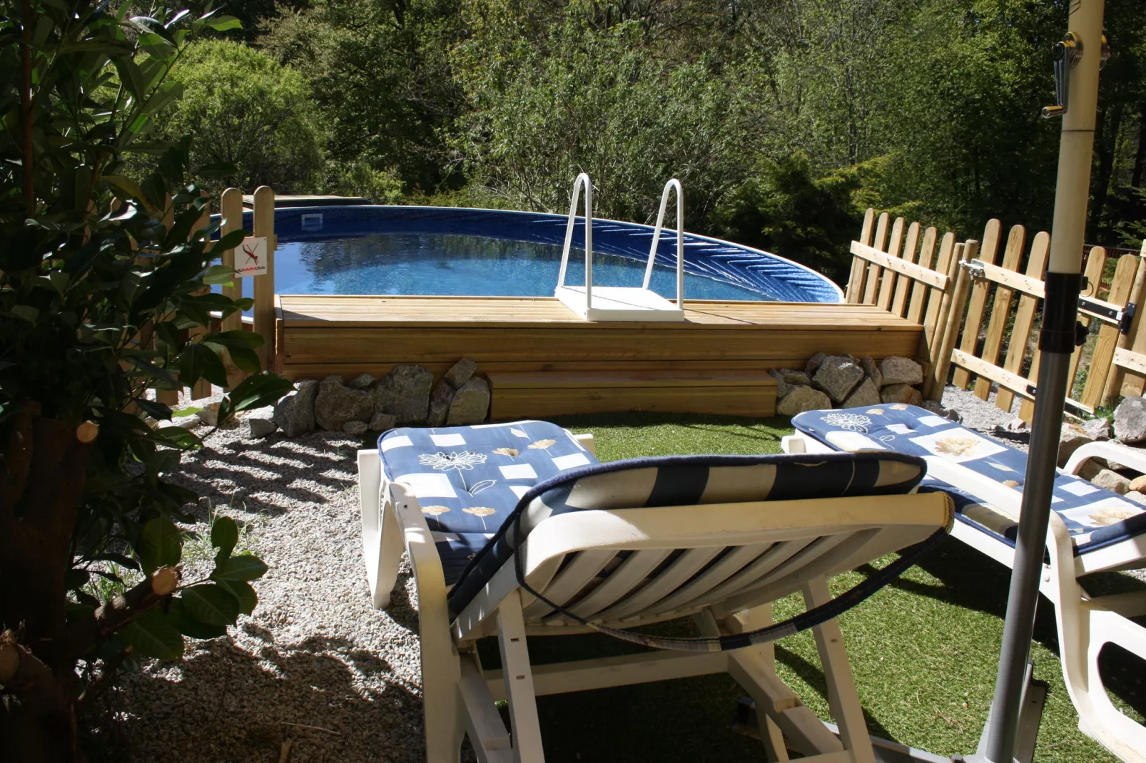 Chalet -   BEAULIEU  Nr 6-Gardens summer