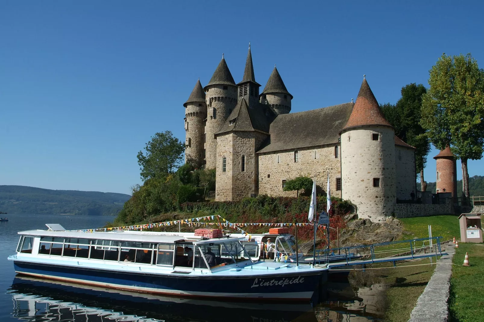 Chalet -   BEAULIEU  Nr 6-Areas summer 1km