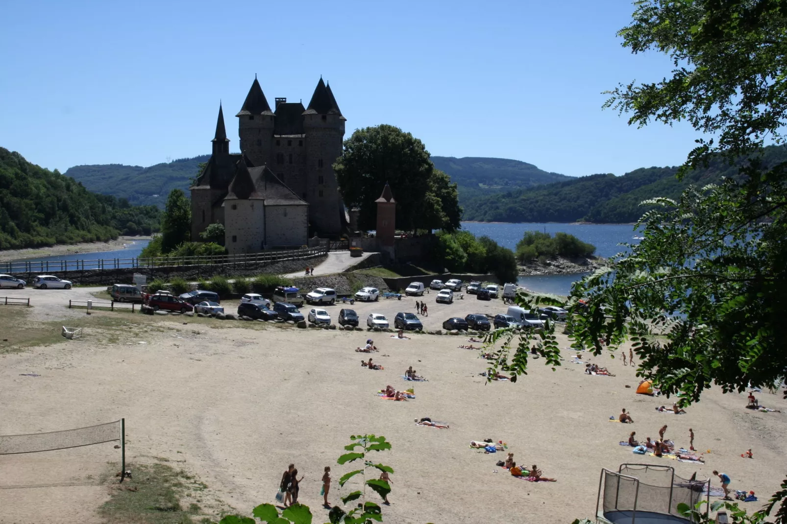 Chalet -   BEAULIEU  Nr 6-Areas summer 1km