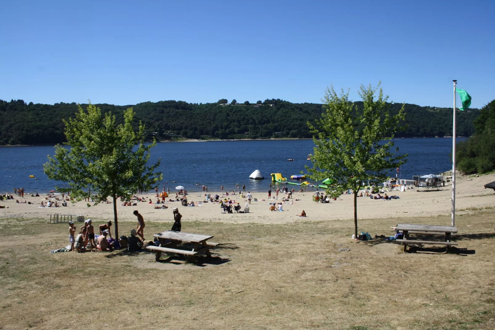 Chalet -   BEAULIEU  Nr 6-Areas summer 1km