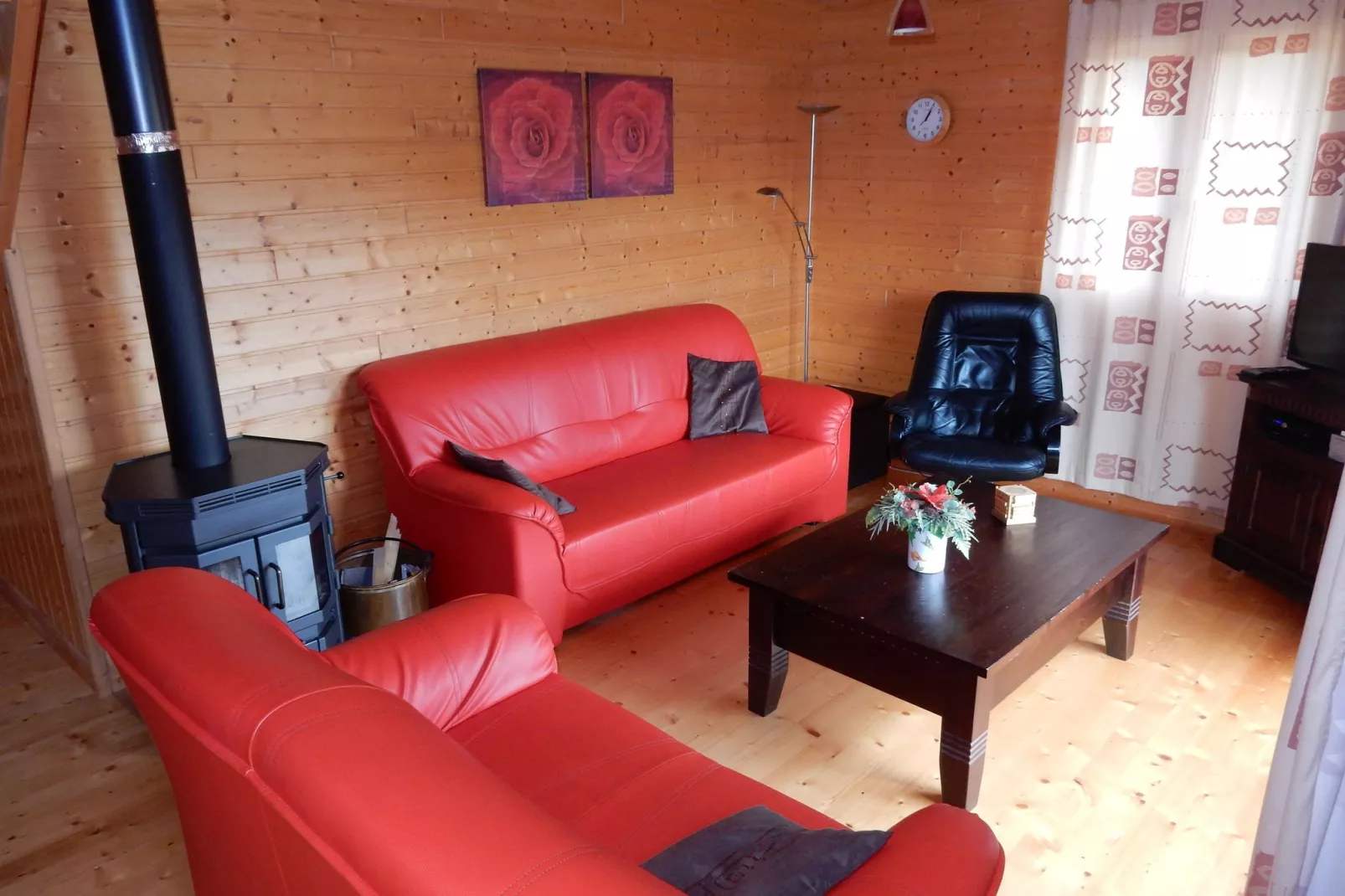 Le Soleil-Living room