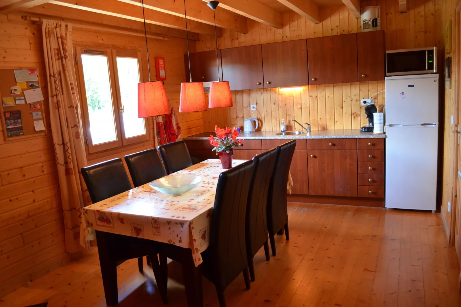 Le Soleil-Dining room