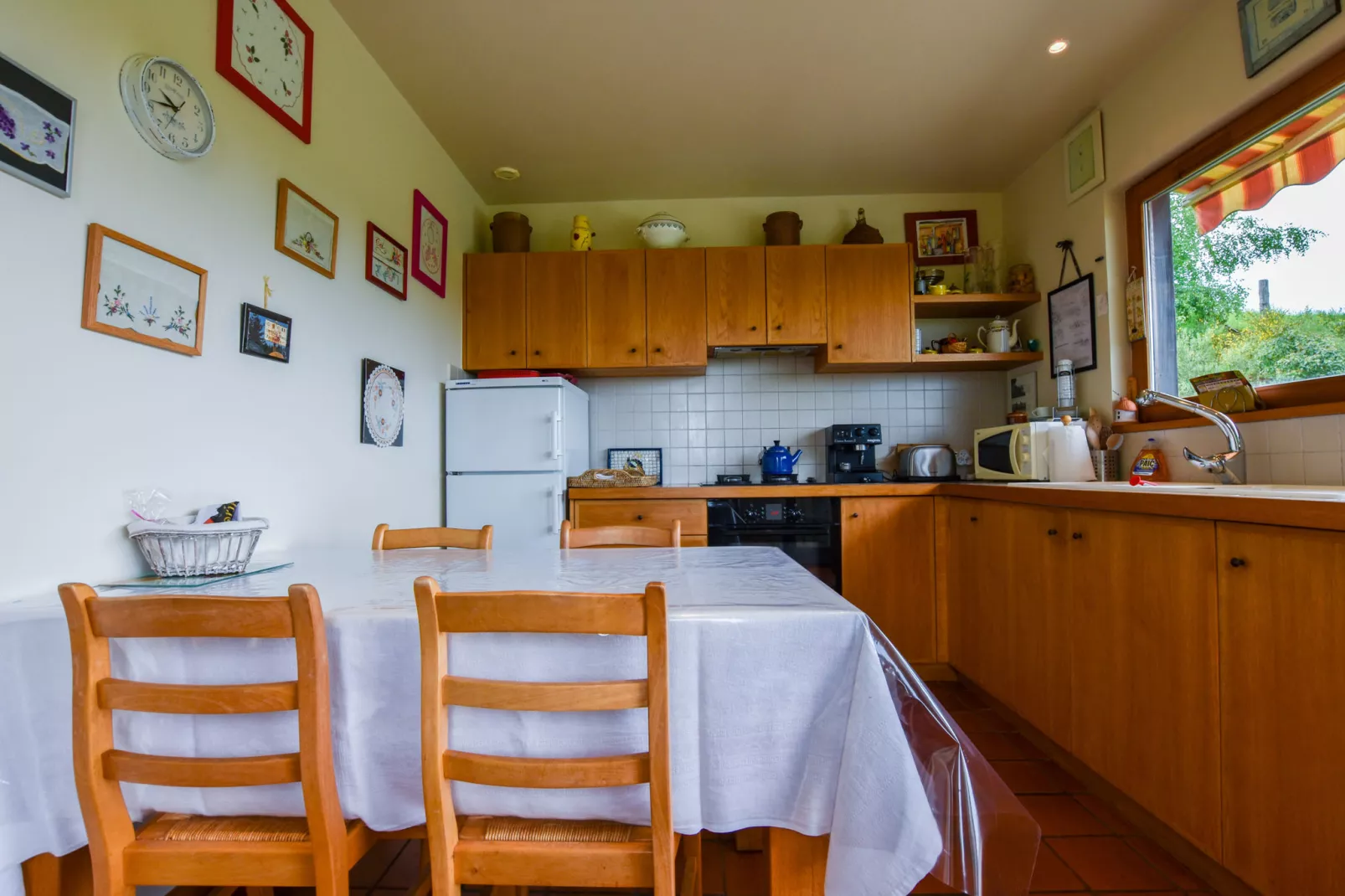 Le domaine d'Hypolite-Dining room