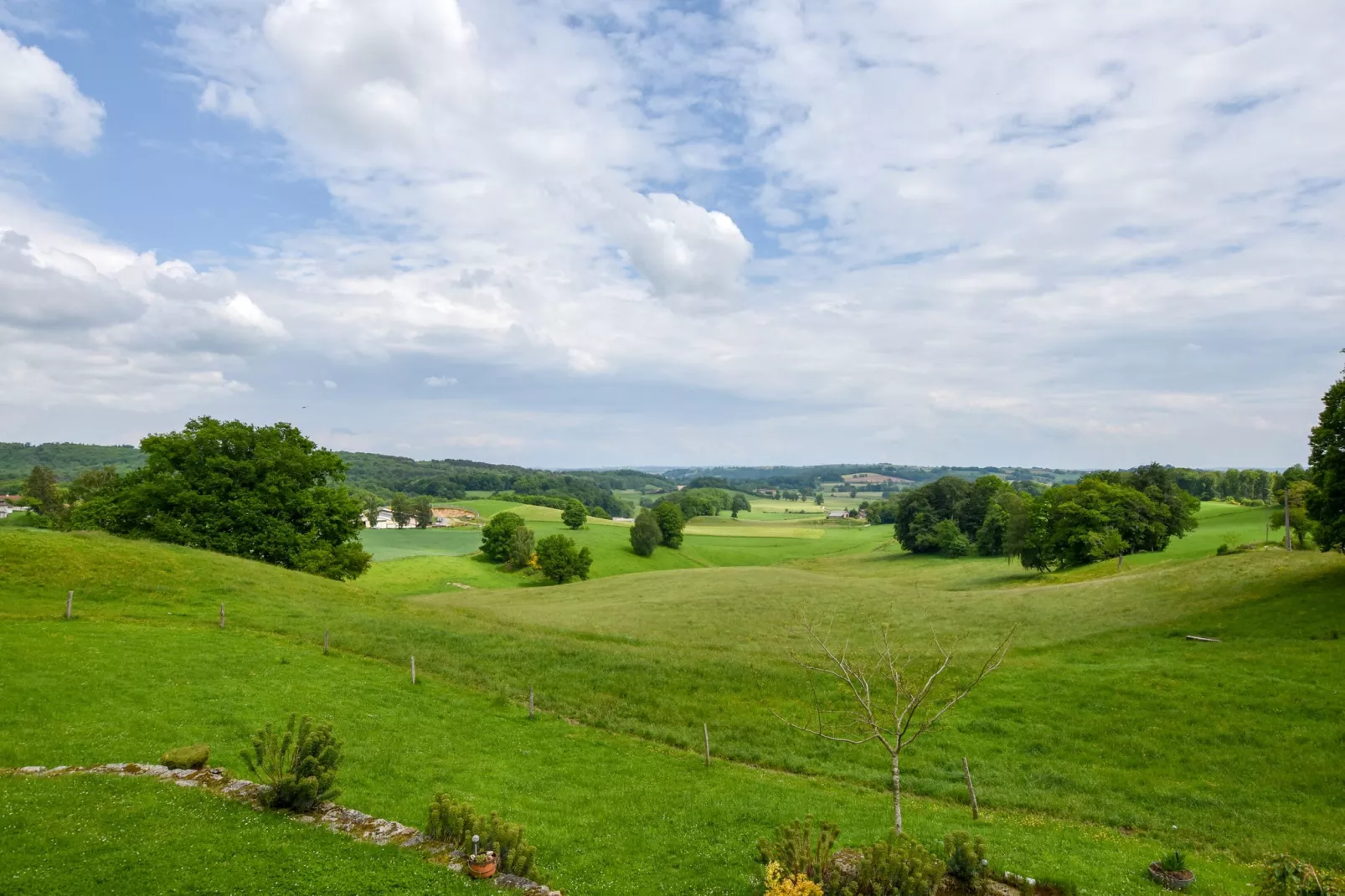 Le domaine d'Hypolite-Areas summer 1km