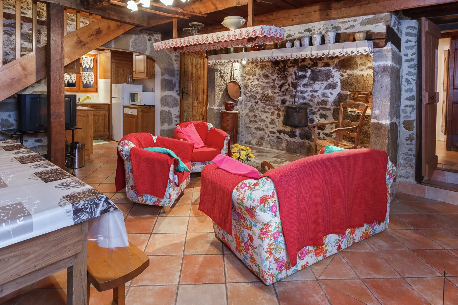Authentique maison auvergnate-Living room