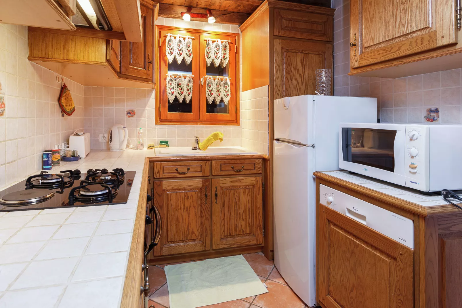 Authentique maison auvergnate-Kitchen