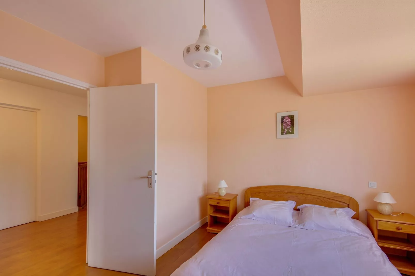 Maison près des volcans d'Auvergne-Bedroom