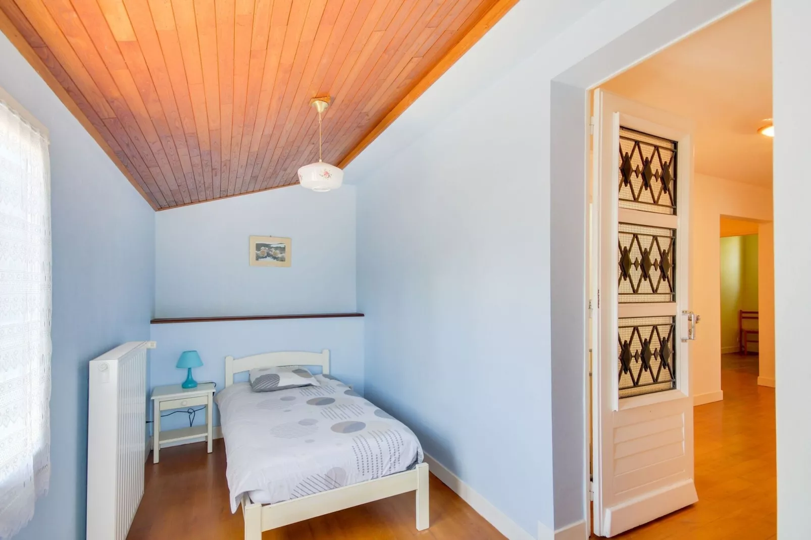 Maison près des volcans d'Auvergne-Bedroom