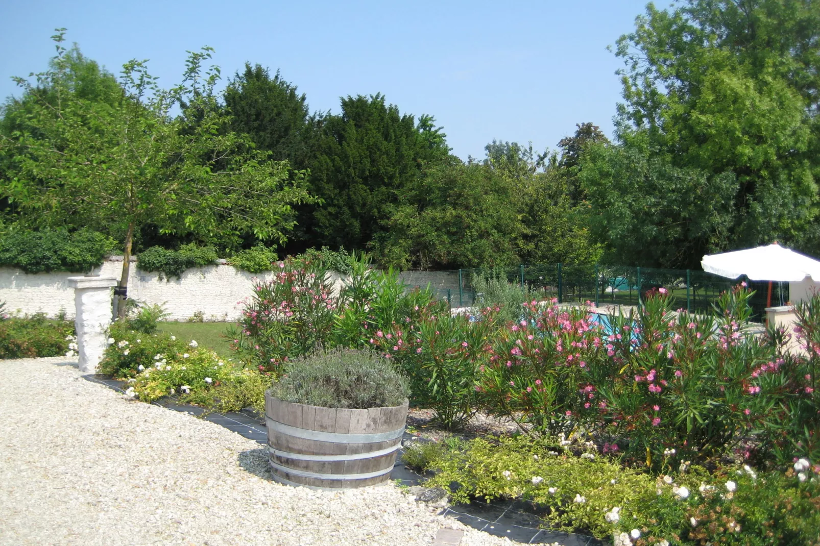 Cottage Côte Atlantique-Gardens summer