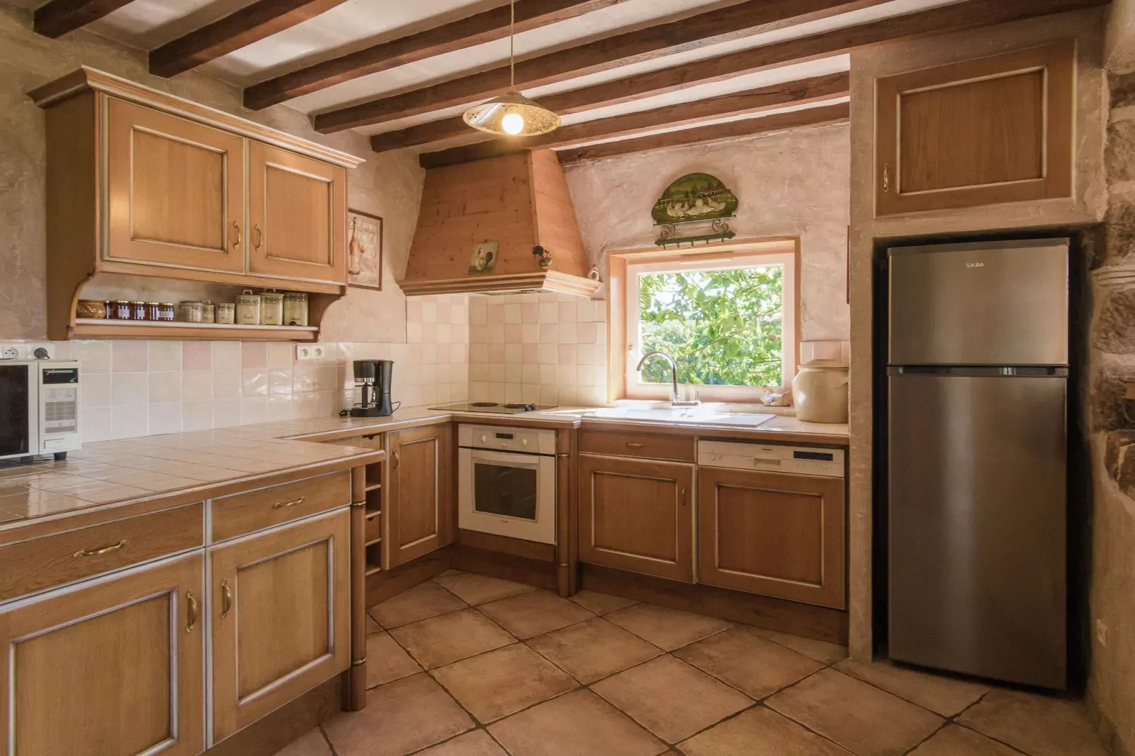 Maison La Porcherie-Kitchen