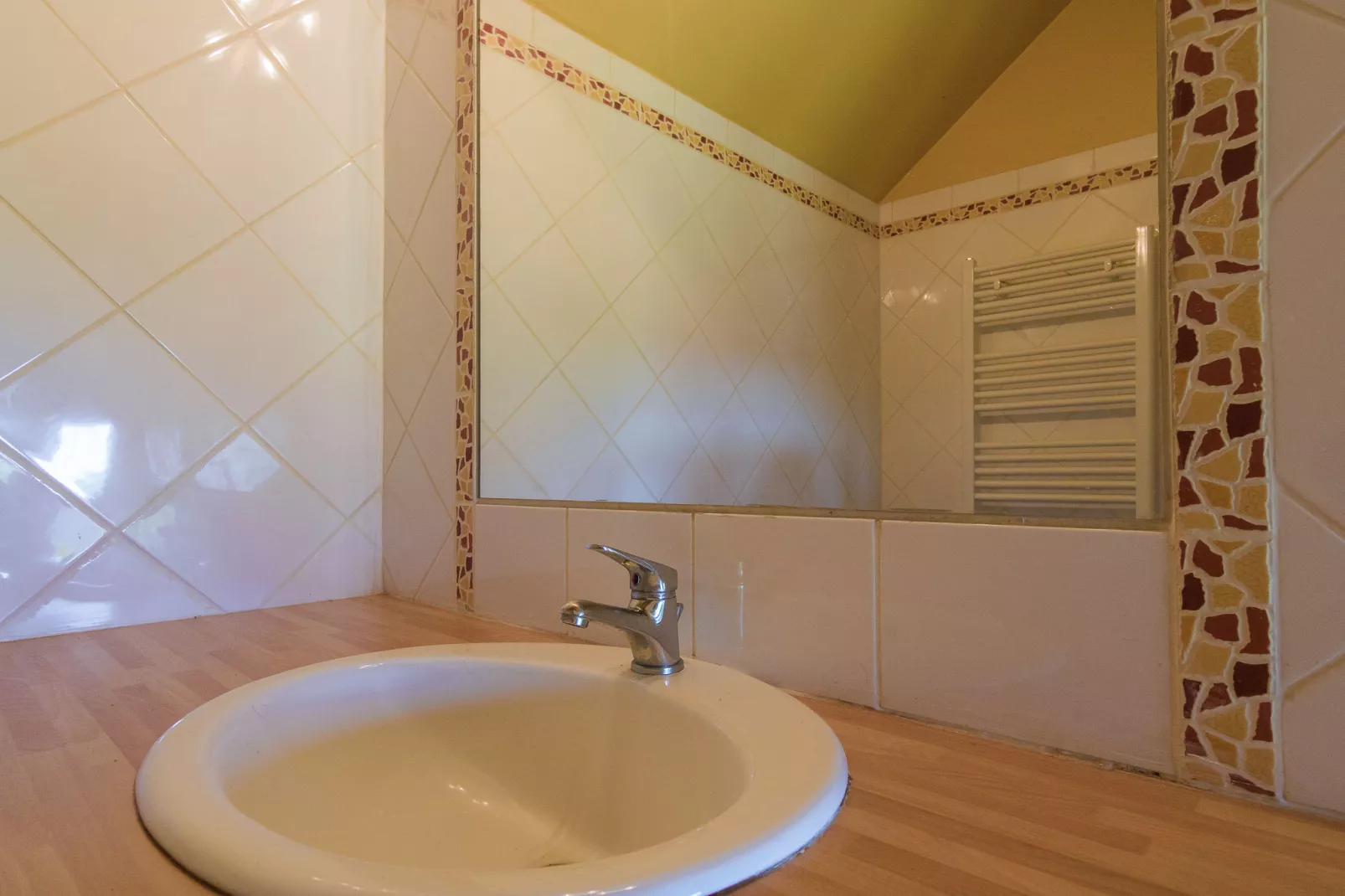 Maison La Porcherie-Bathroom