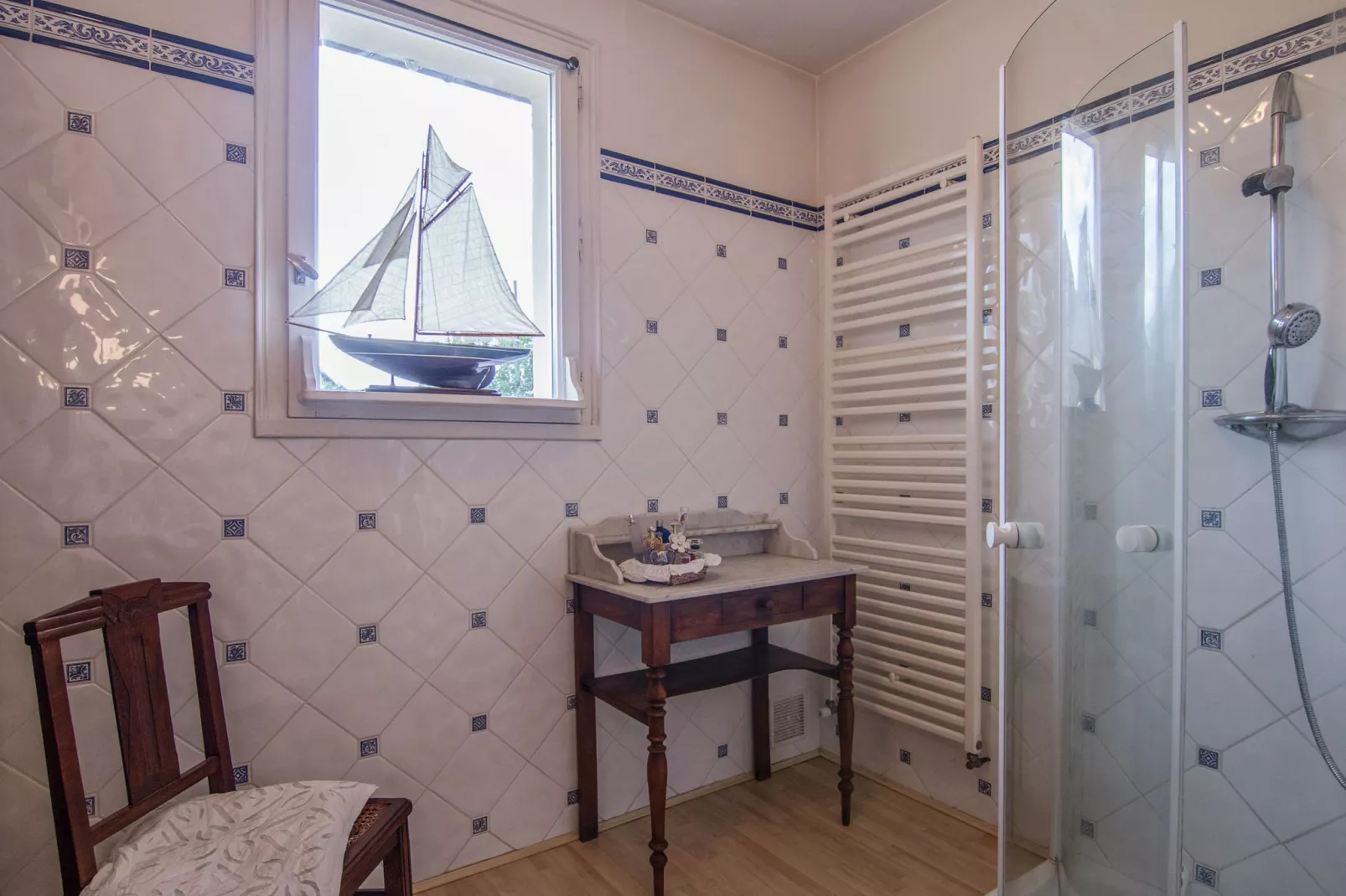 Villa de l'Yssandonnais-Bathroom