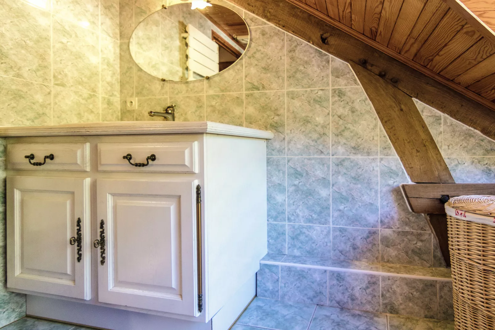 Sérilhac-Bathroom
