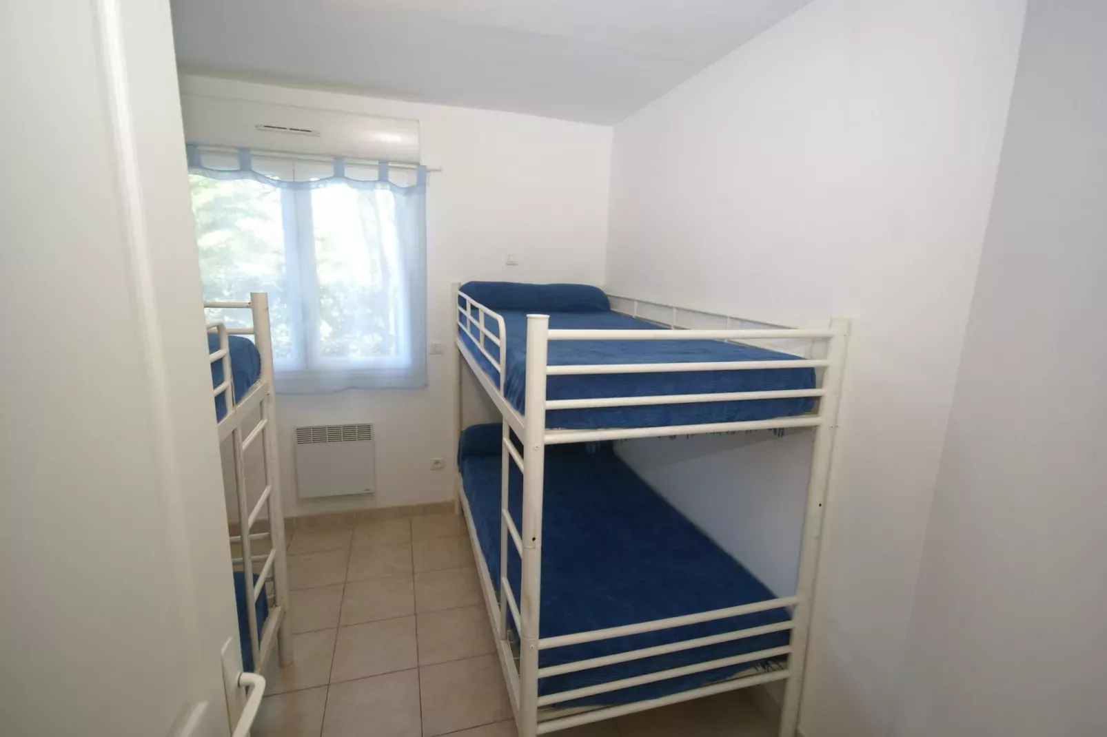 Cigale-Bedroom