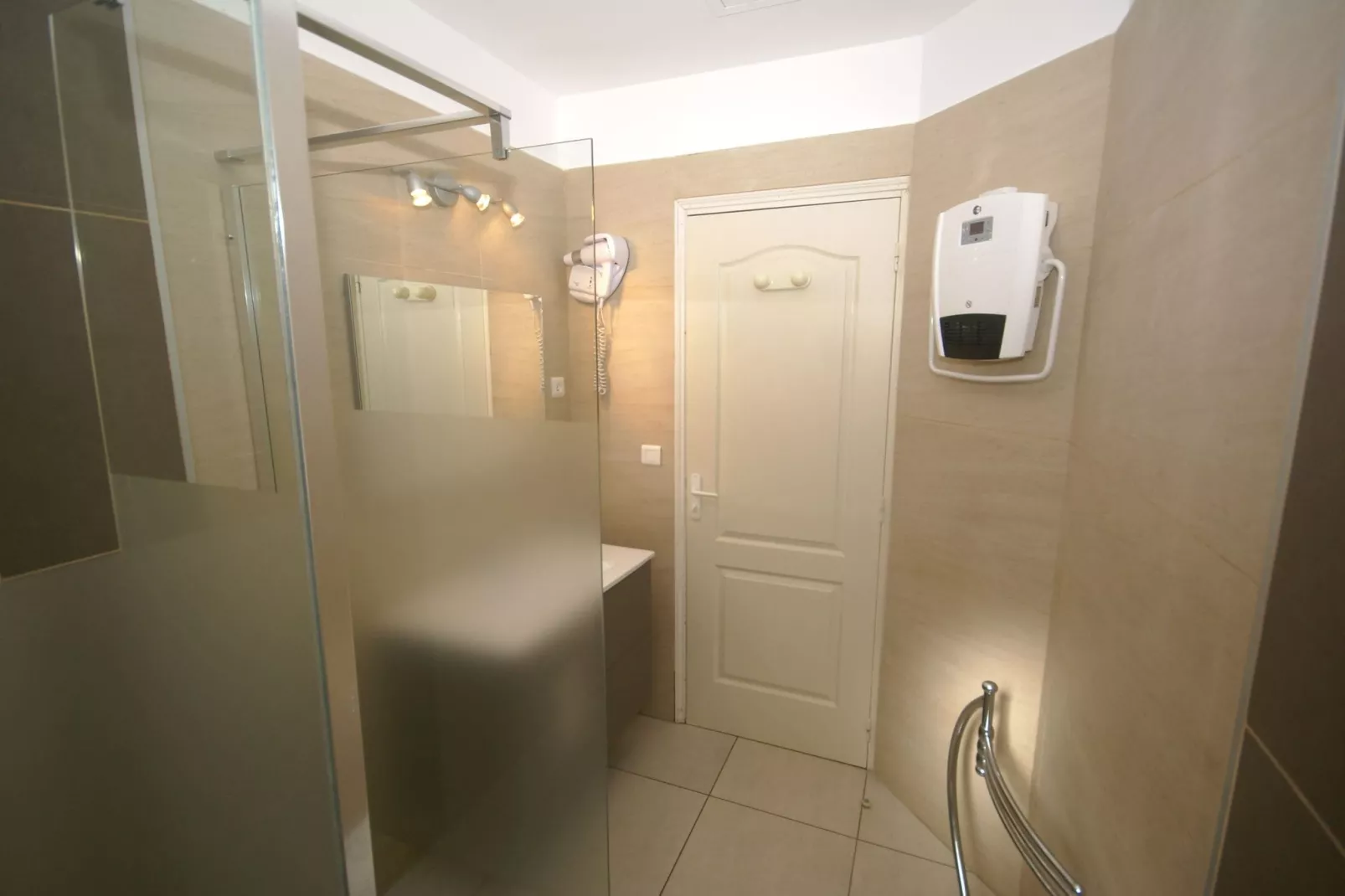 Cigale-Bathroom
