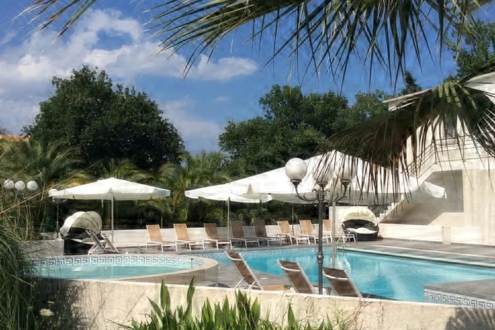 Le Vieux Pressoir-Pool