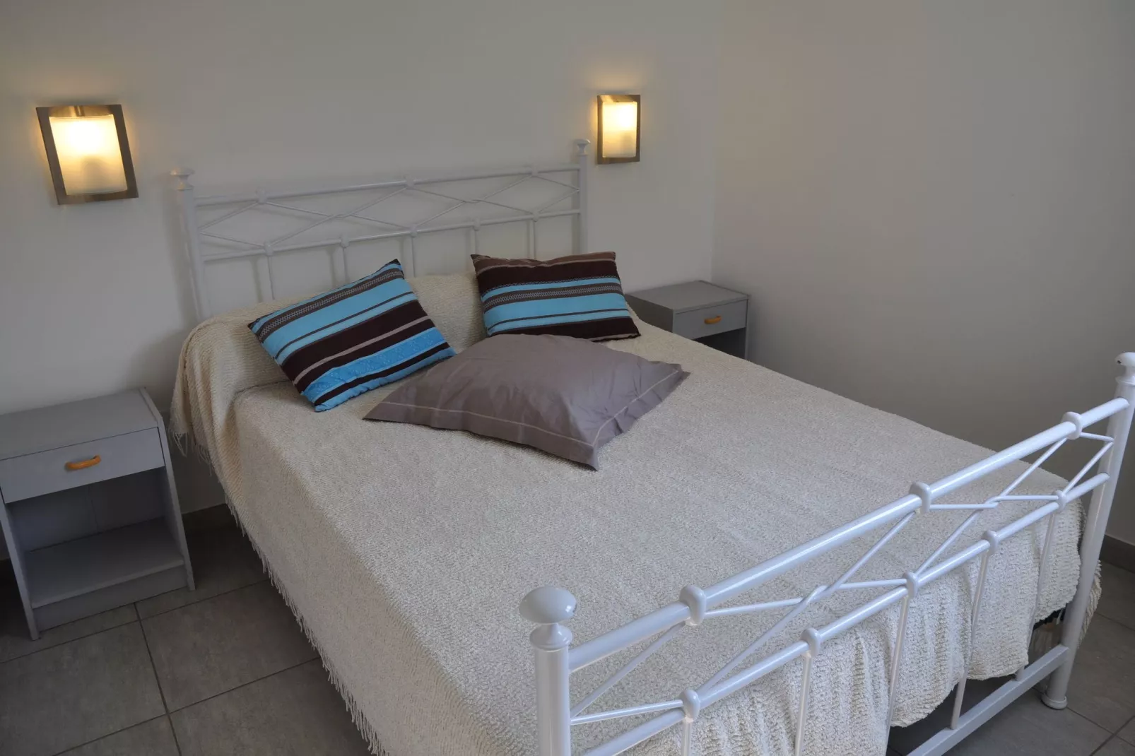 Lagon-Bedroom